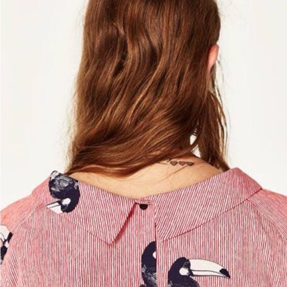 Pink Striped Top with Bow Accents and Button Detail XS - Picture 3 of 5